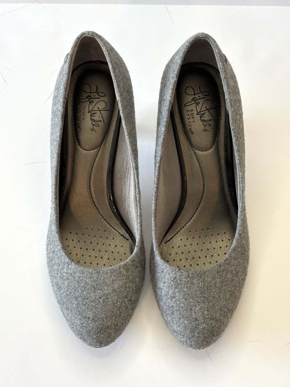 LifeStride Gray Wool Blend Pumps Kitten Heel Comfort Work Shoes Size 7.5 Wide